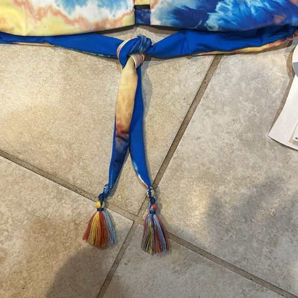 NWT! Becca Over the Rainbow Tie Dye Bralette Bikini Top M Reversible - Picture 6 of 8